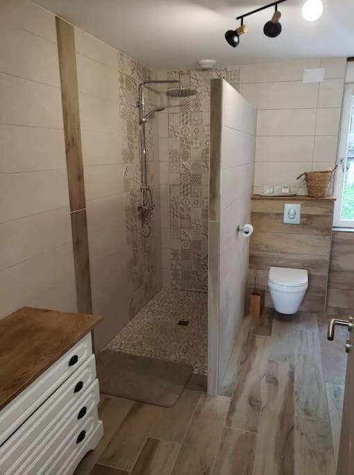 Le Bord De Sarre Meuble 3 Etoiles Appartement Sarreguemines Buitenkant foto
